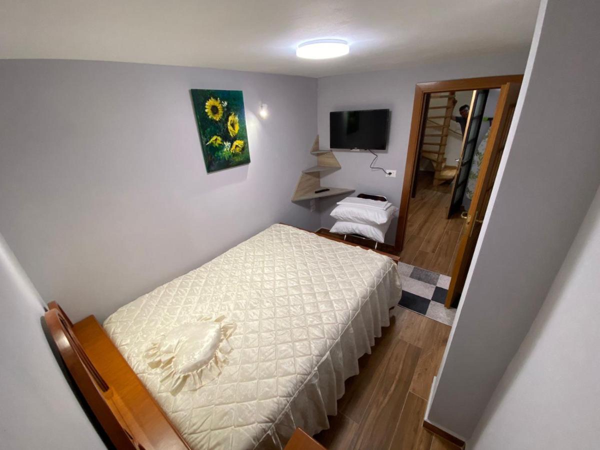 B & B Pogradec Exterior foto